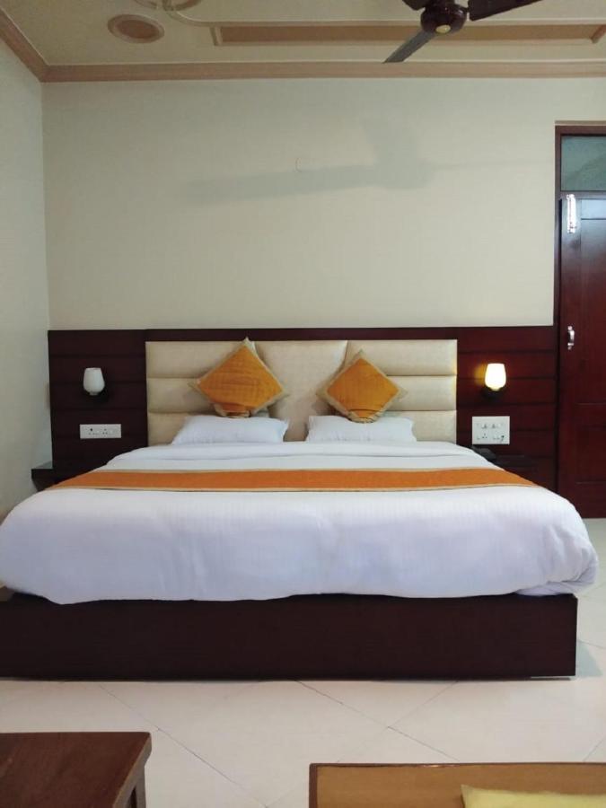 Hotel Samrat Rajasthan ハヌマーンガル エクステリア 写真
