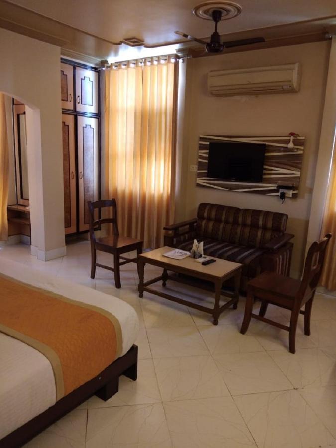 Hotel Samrat Rajasthan ハヌマーンガル エクステリア 写真